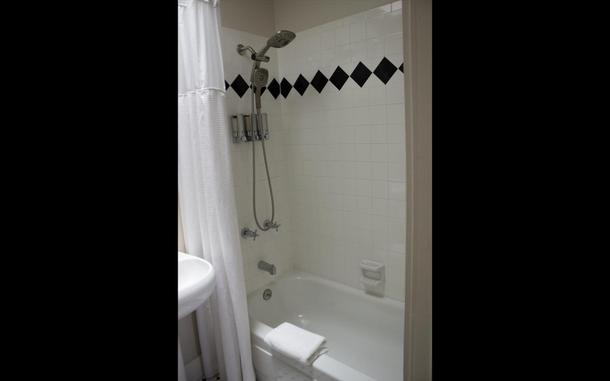 Leland House Suites Of דורנגו מראה חיצוני תמונה